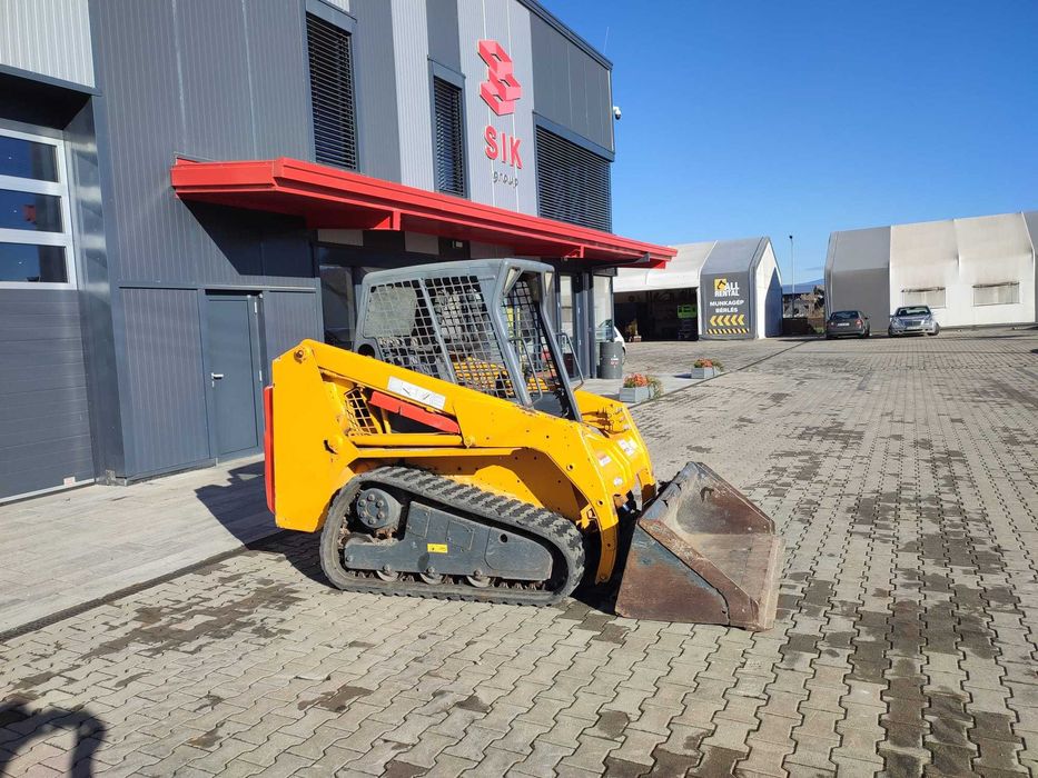 Incarcator pe senile Bobcat T140