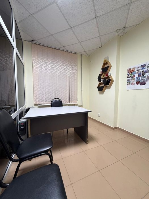 Офис на пл. М.Мамбетова