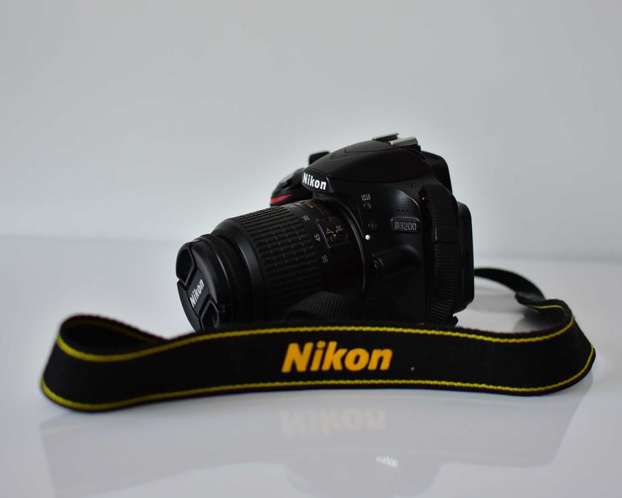 Nikon d3200 si 3 obiective, 18-55, 50mm si Tamron 24-70