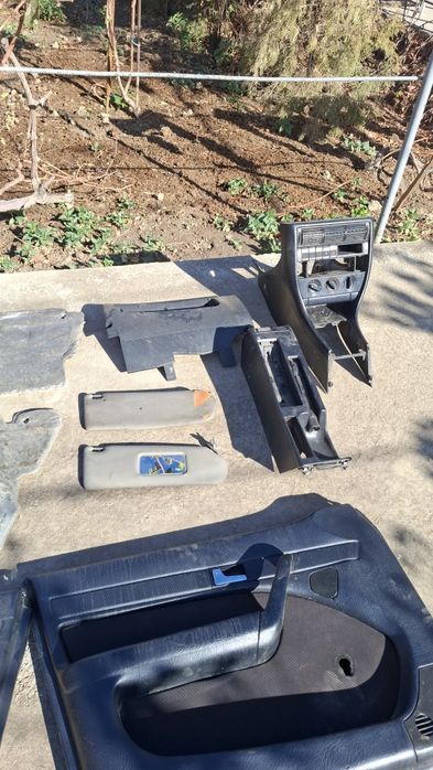 Audi c4  обшивка пластик