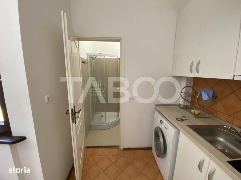 Garsoniera de inchiriat 42mpu mobilata utilata zona Centrul Istoric
