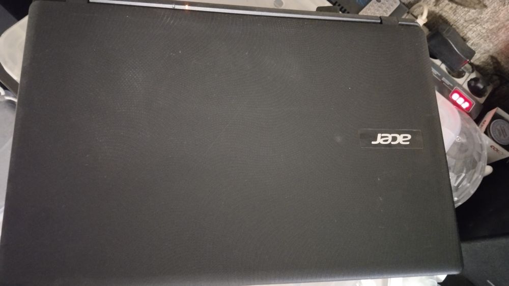 Продам ноутбук acer