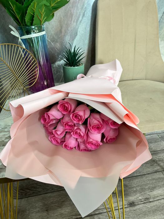 Бесплатная доставка цветы букеты Темиртау розы хризантема гипсофила пи