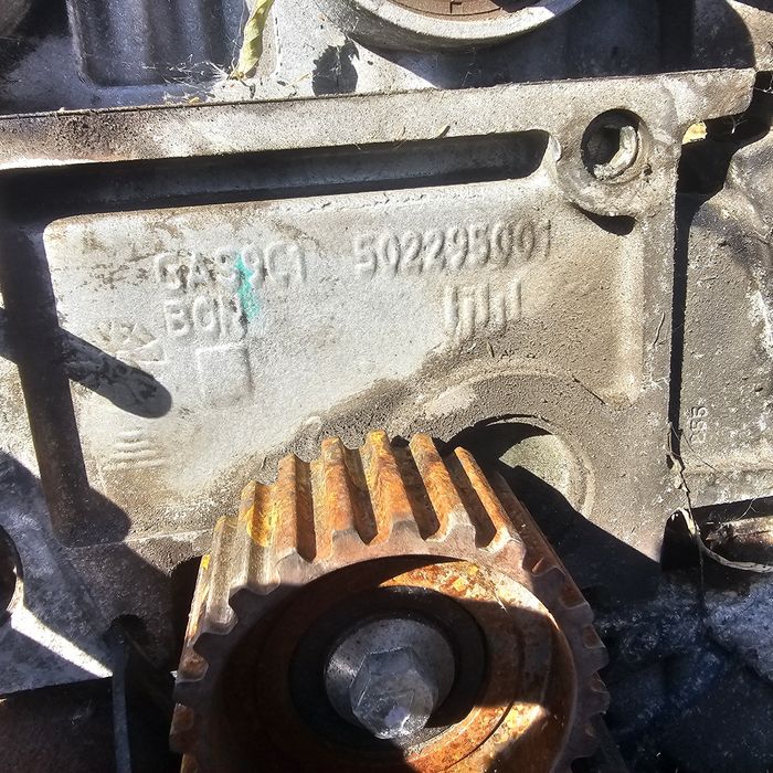 Двигател свален от ивеко Дейли 2.3 мотор 2004г