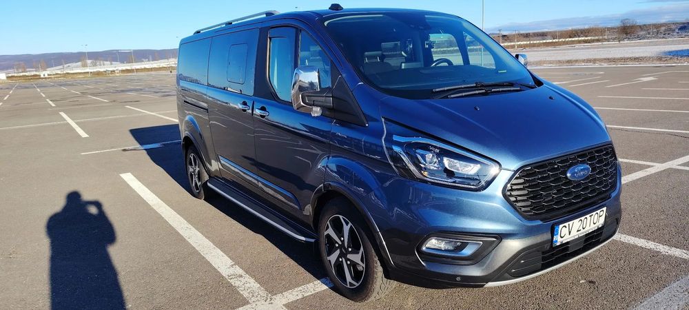 Ford Tourneo Custom Ford turneo custom gama active. 8 locuri.  Motorizare 2.0 diesel 136 k