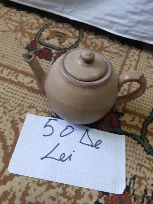 Vînd de colecție