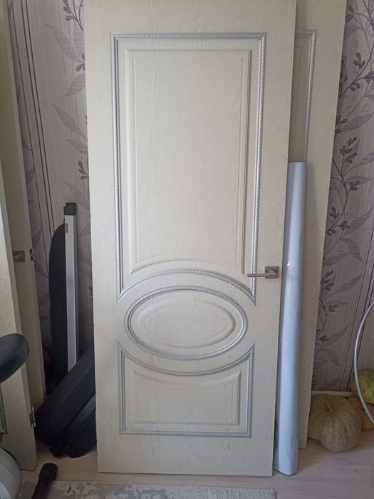 Продам двери цена за 1 шт