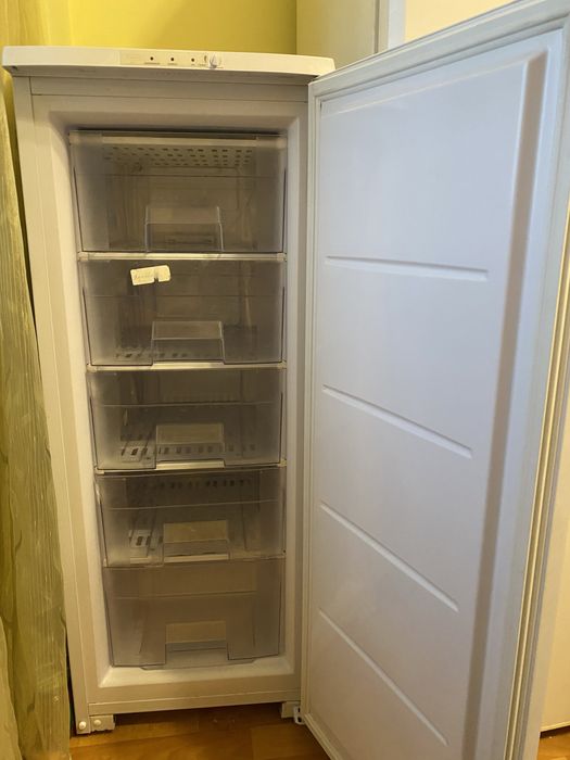 морозильник Бирюса