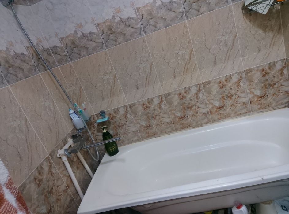 Vagzalda 1xonalik uy sotiladi 35000$