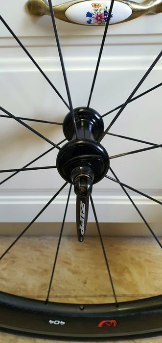 Roată cursiera Zipp 404 Firecrest Carbon
