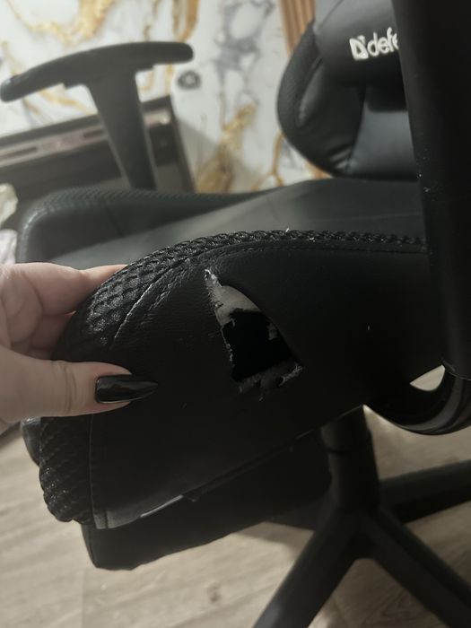 Продам игровое кресло