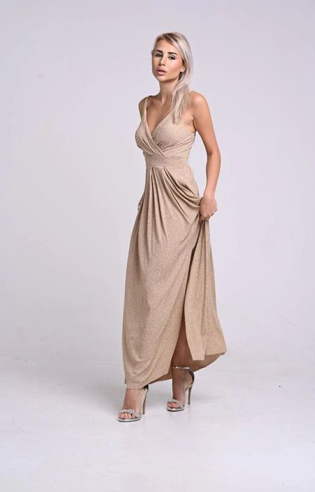 НОВА С ЕТИКЕТ !! Yoncy  - официална дълга златна рокля