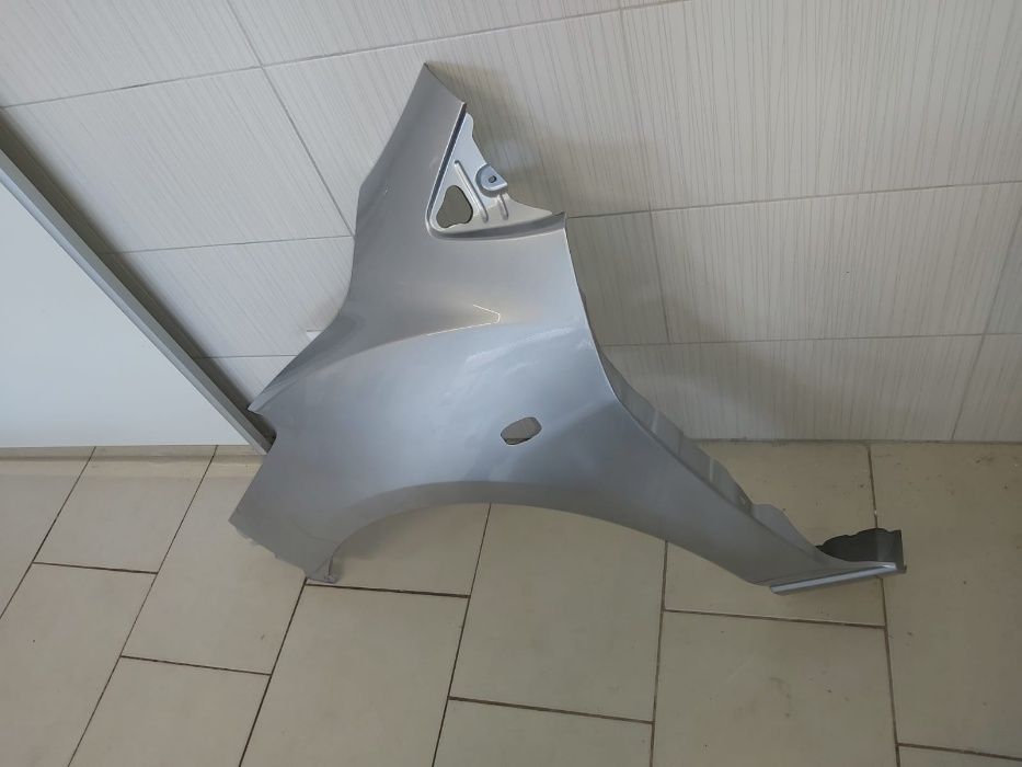 Aripa Fata Stanga Mazda 2/II 2007-2014 (22V (Gri Metalizat))