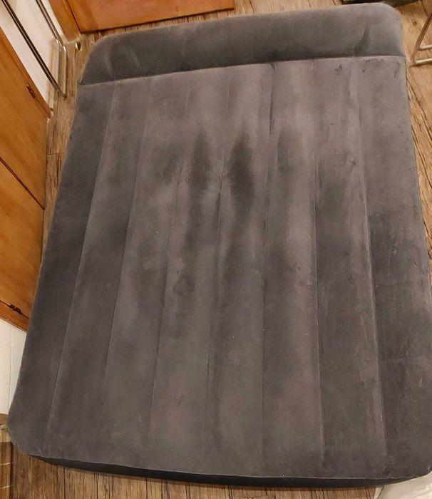 Saltea gonflabila Intex  pompa electrica integrata