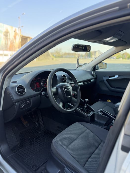 Audi  A3 8P  2.0
