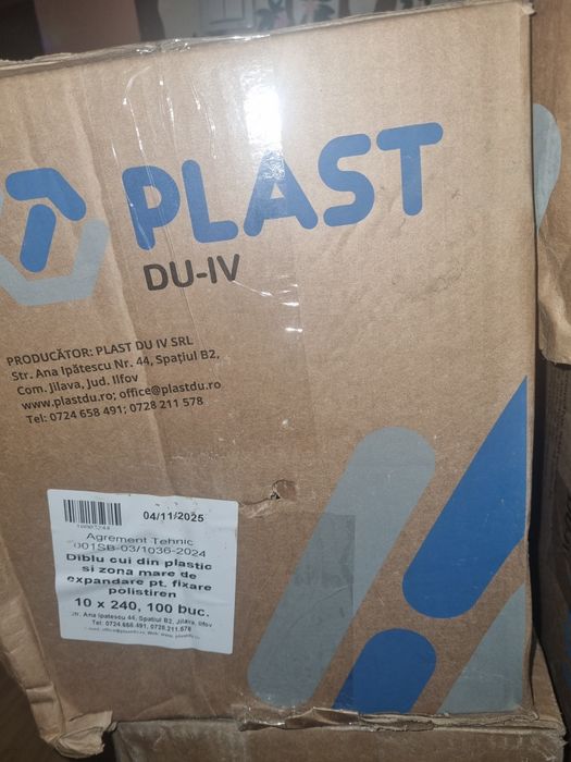 Vând dibluri polistiren