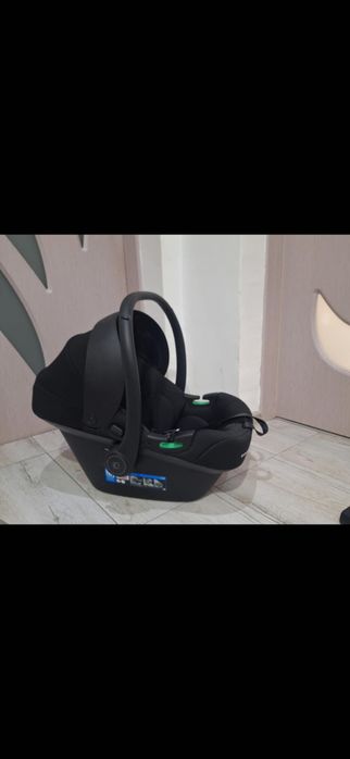 Чисто нова кошница за бебе