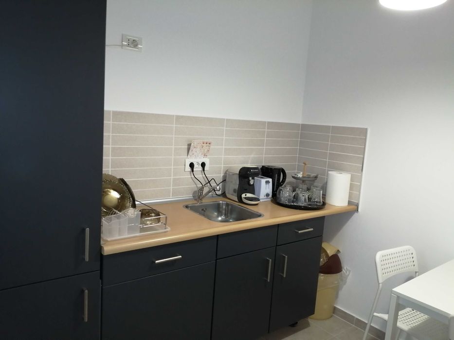 Vand apartament cu 2 camere ,proprietar