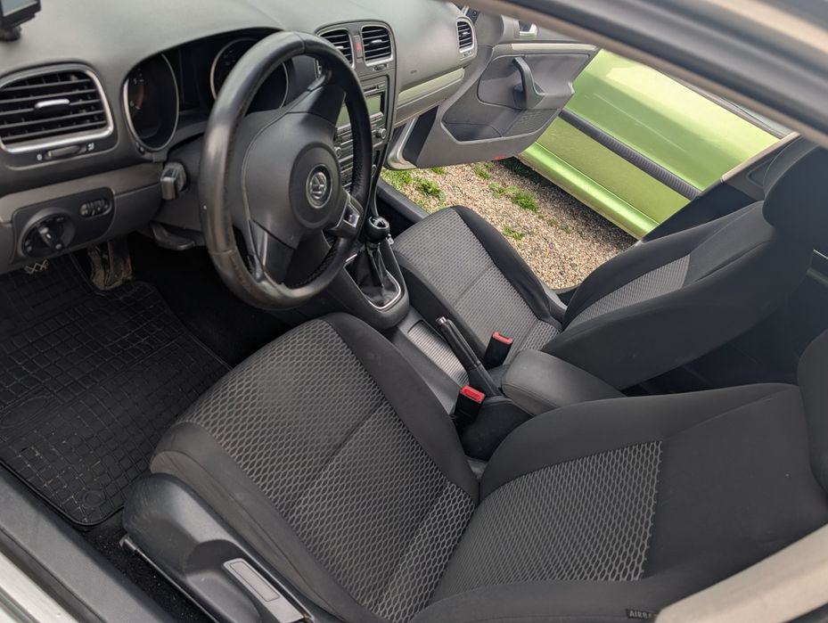 Vând Volkswagen Golf 6