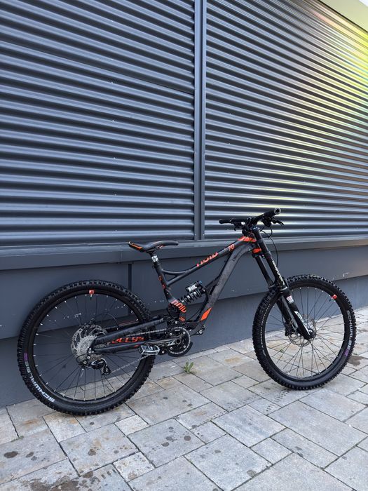 Bicicleta full suspension Kellys noid 70