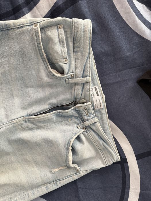 Bershka сини дънки