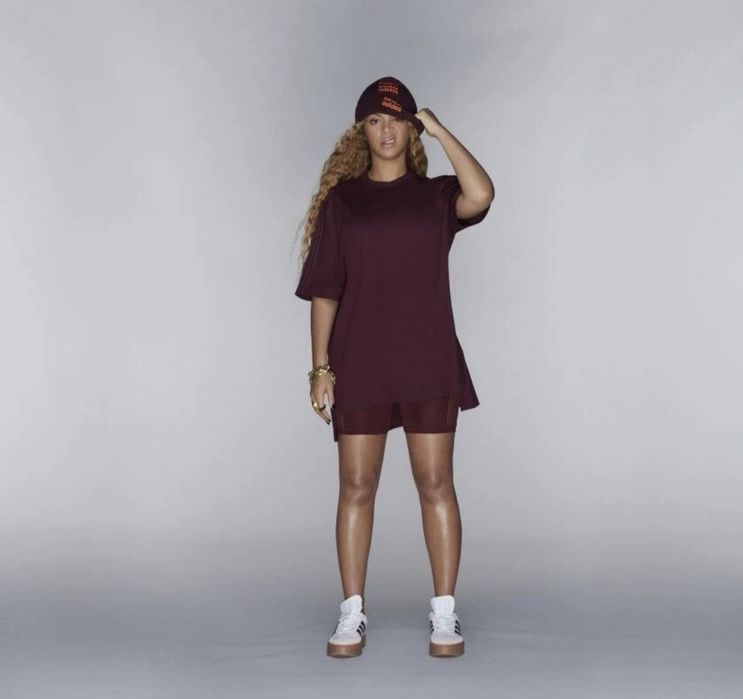 Нова Червена Спортна Тениска Adidas X Ivy Park Размер S