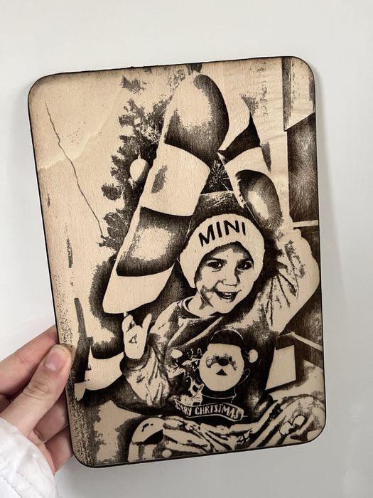 Персонализирани гравирани дървени табелки / дъски