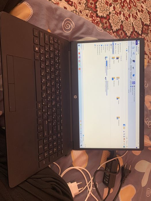 Hp windovs 10 intel caleron 4gb 512gb