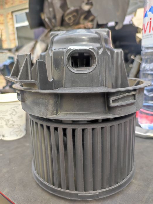 Вентилатор парно Valeo за Пежо-207