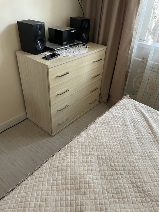 Спальный гарнитур сатылады