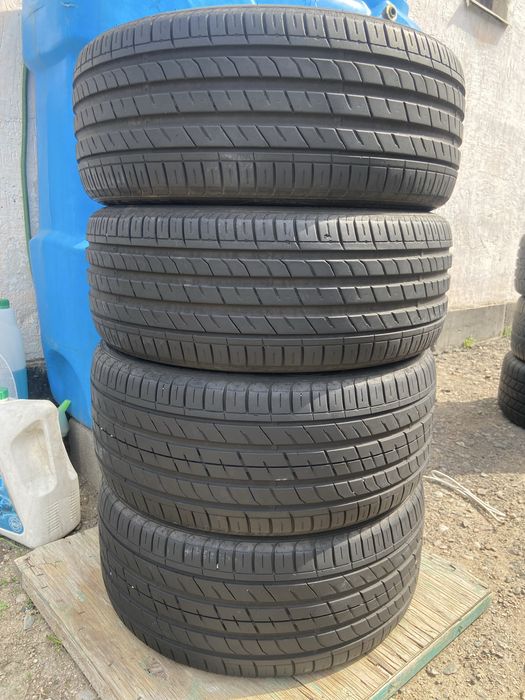 Комплект летние шины 245/45/19 275/40/19 Nexen.