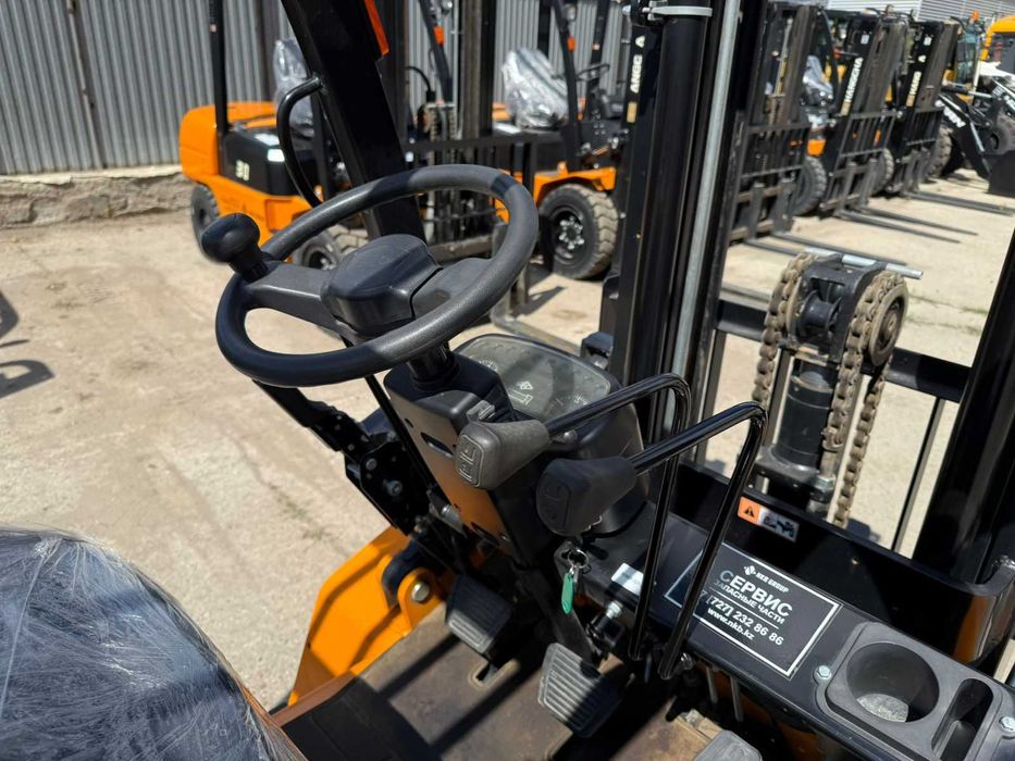 Вилочный погрузчик НС