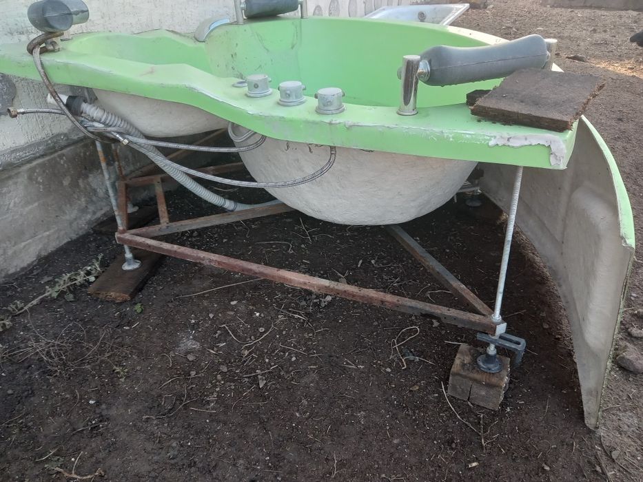 Продам жакузи для ванны