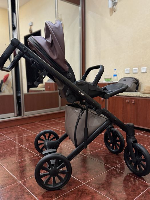 Коляска Anex 3в1 (люлька, прогулочный блок, автокресло-переноска)