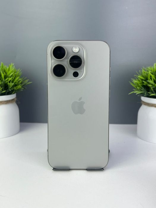 Телефон Apple iPhone 15 Pro 256GB