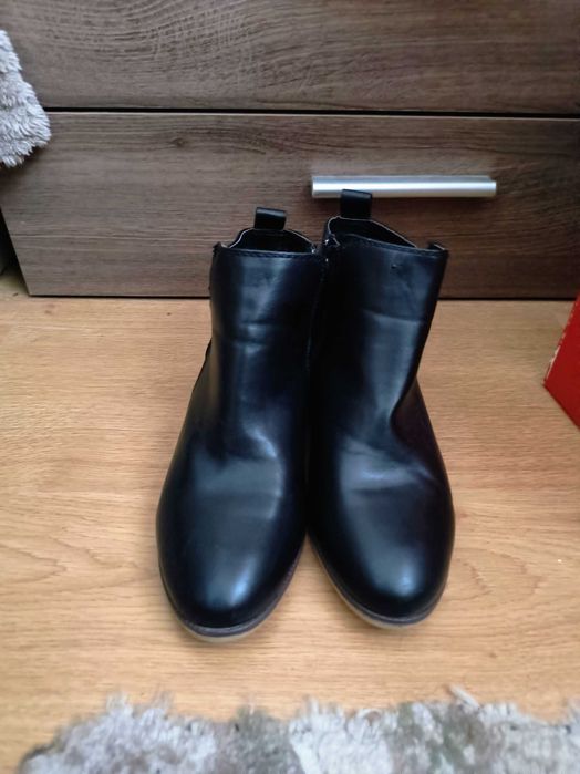 Есенни  равни боти