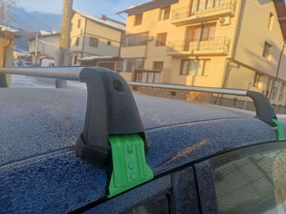 Греди за багажник toyota corolla verso