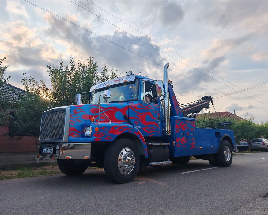 Inchiriez camion Optimus prime pentru evenimente diferite