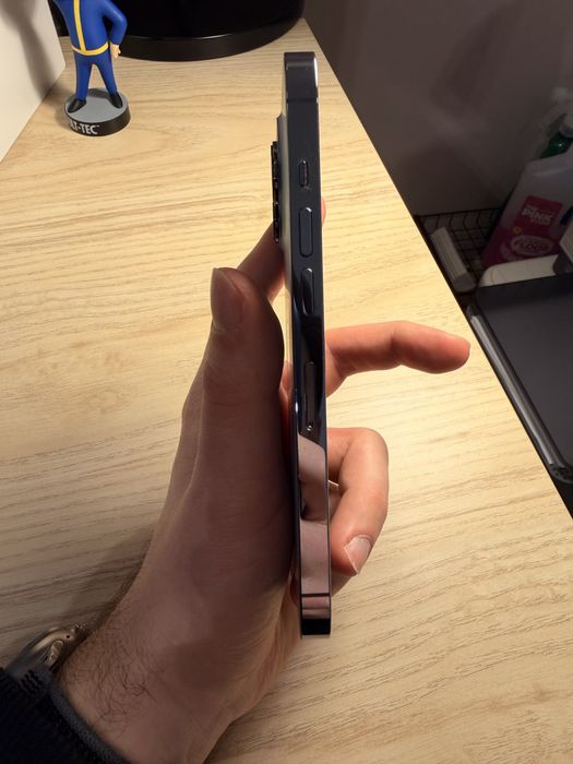 iPhone 13 Pro 128 GB 84% baterie