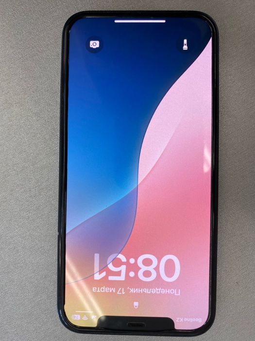 Айфон 12 в хорошем состоянии