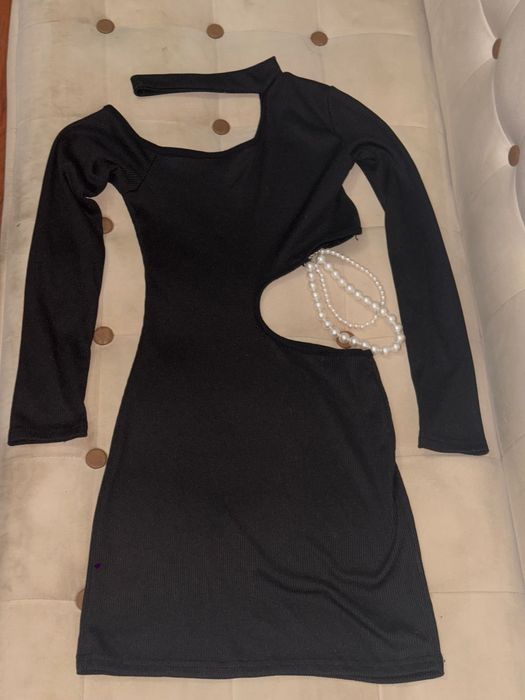 Продам женские платья в идеальном состояние