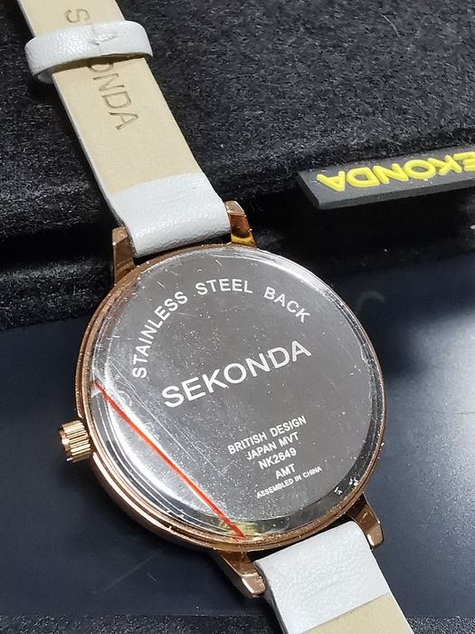 Ceas Sekonda Tree of Life - Quartz 35 mm Nou!