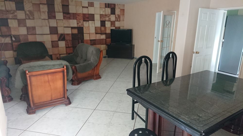 Дава се под наем Тристаен апартамент в София, Гоце Делчев - 150 кв.м за 841.5 € - Снимка #8