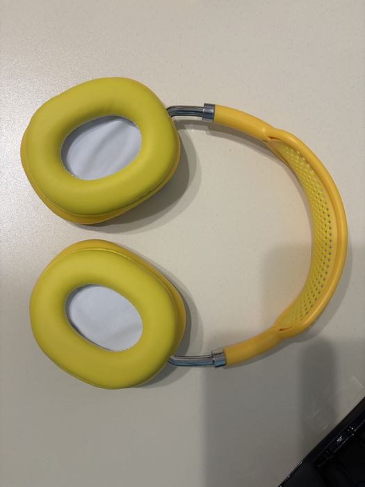 Наушники продам