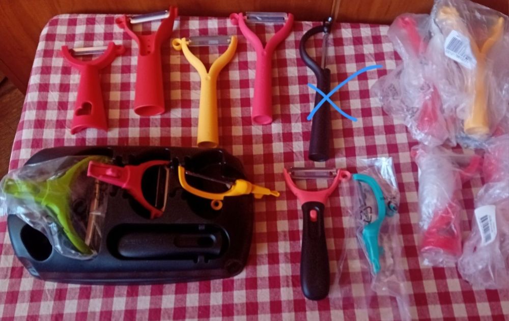Tupperware прибори и др.разпродажба