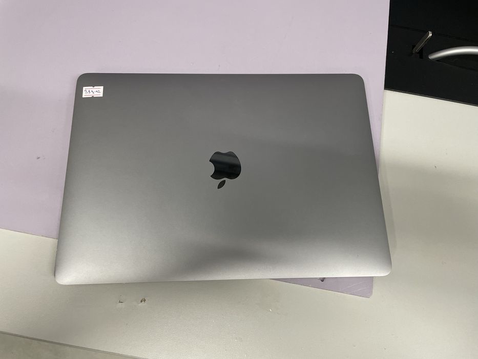 macbook air (reina, 13- inch ,2018)  /#СР31942