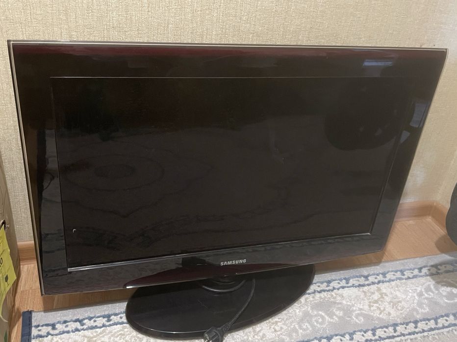 Телевизор самсунг