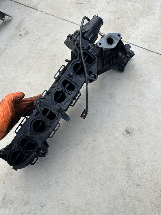 Galerie admisie BMW b47 motor 2.0 190 cp / seria 1 / 3 / 4 / 5 / x1 / x3 / x4 / x5