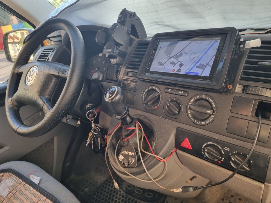 VW TRANSPORTER T5 8+1 locuri