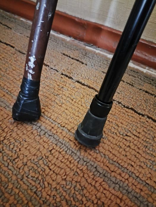 Клюка, трость для ходьбы